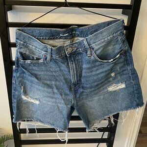 Old Navy High-Rise Slouchy Straight Denim Shorts – Size 10